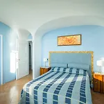 Borgo Dei Saraceni - Domus Indomita Nocleg ze śniadaniem