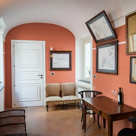 Frühstückspension Borgo Dei Saraceni - Domus Indomita 2*