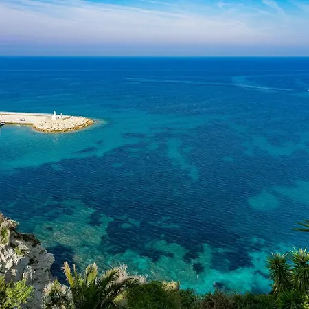 Borgo Dei Saraceni - Domus Indomita 3* Агрополи