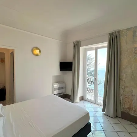 Borgo Dei Saraceni - Domus Indomita Nocleg ze śniadaniem Agropoli