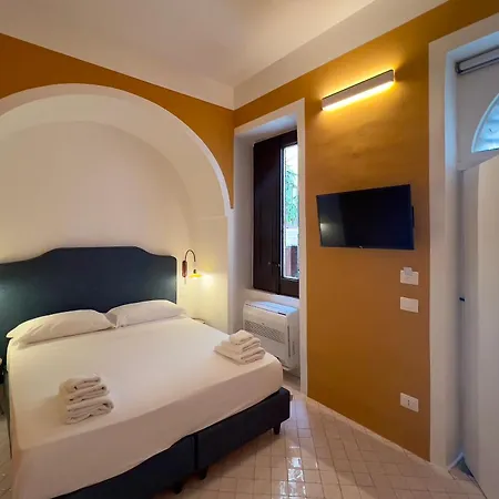 Borgo Dei Saraceni - Domus Indomita Nocleg ze śniadaniem Agropoli
