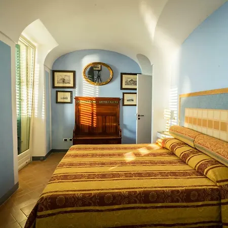 Borgo Dei Saraceni - Domus Indomita Bed and breakfast Agropoli