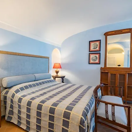 Borgo Dei Saraceni - Domus Indomita 3* Agropoli